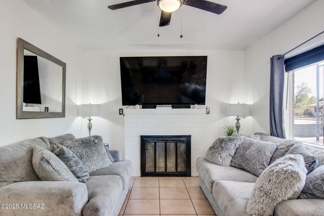 3273 E 27th Street, Tucson, AZ 85713