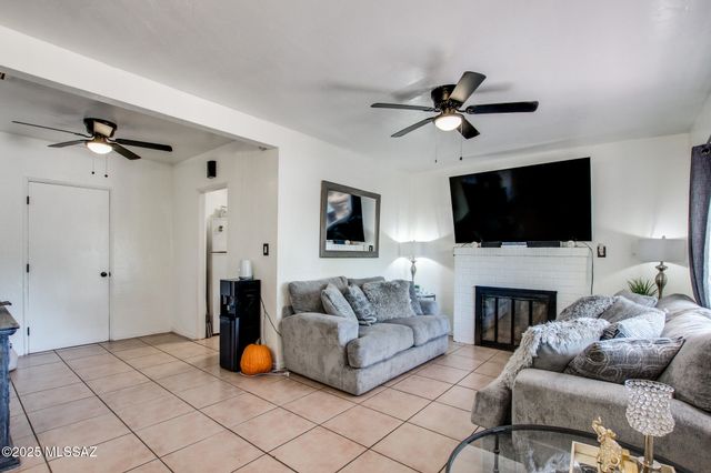 3273 E 27th Street, Tucson, AZ 85713