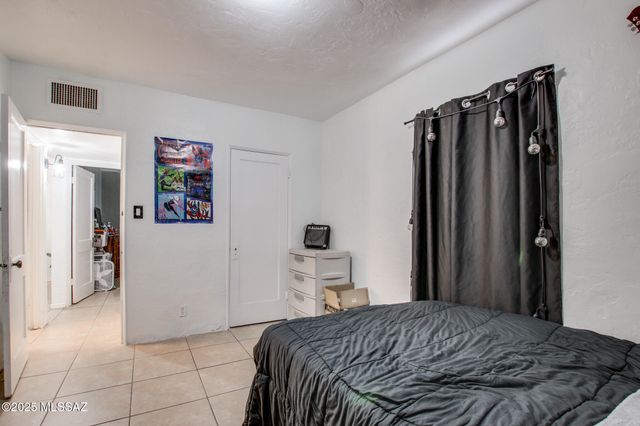 3273 E 27th Street, Tucson, AZ 85713