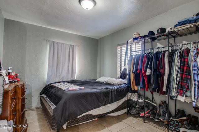 3273 E 27th Street, Tucson, AZ 85713