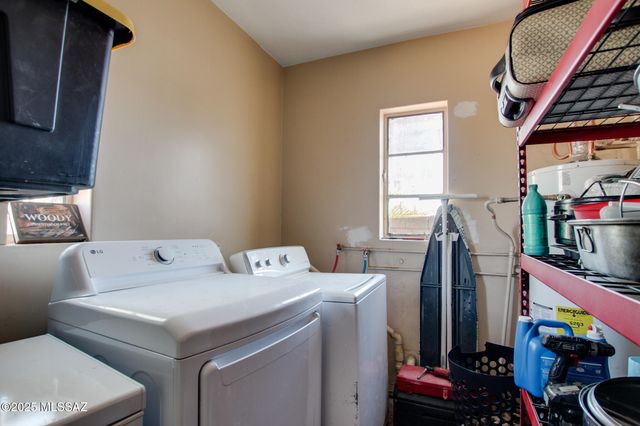 3273 E 27th Street, Tucson, AZ 85713