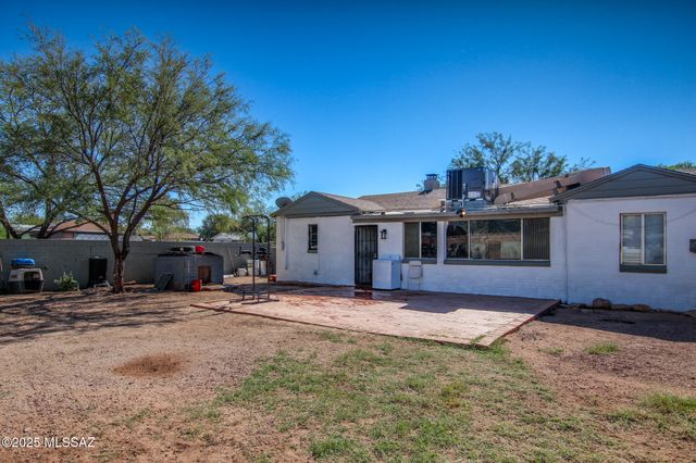 3273 E 27th Street, Tucson, AZ 85713