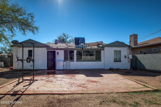 3273 E 27th Street, Tucson, AZ 85713