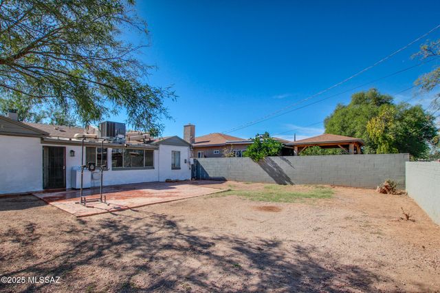 3273 E 27th Street, Tucson, AZ 85713