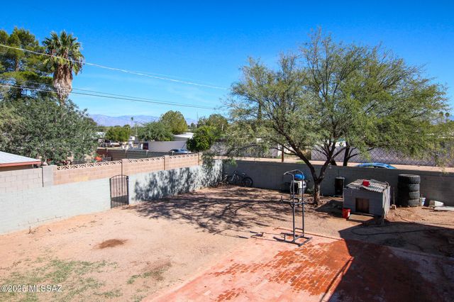 3273 E 27th Street, Tucson, AZ 85713