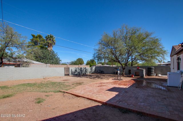 3273 E 27th Street, Tucson, AZ 85713