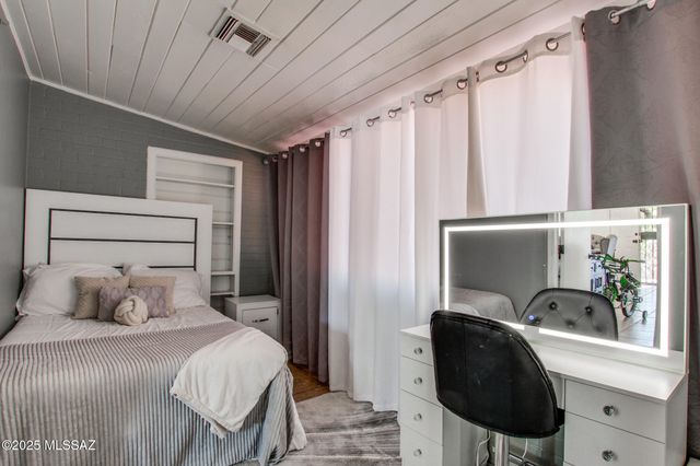 3273 E 27th Street, Tucson, AZ 85713