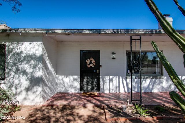 3273 E 27th Street, Tucson, AZ 85713
