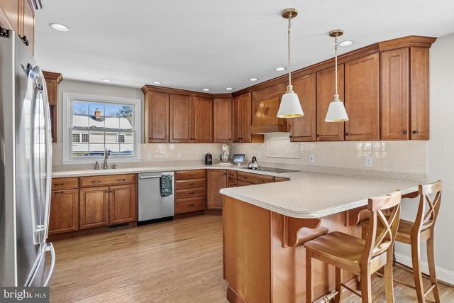 115 COURTLAND RD, Cherry Hill, NJ 08034