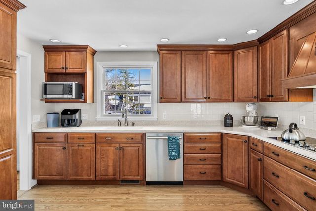 115 COURTLAND RD, Cherry Hill, NJ 08034