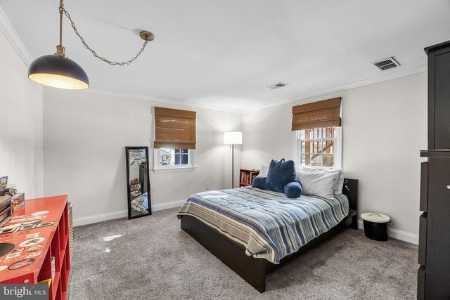 115 COURTLAND RD, Cherry Hill, NJ 08034