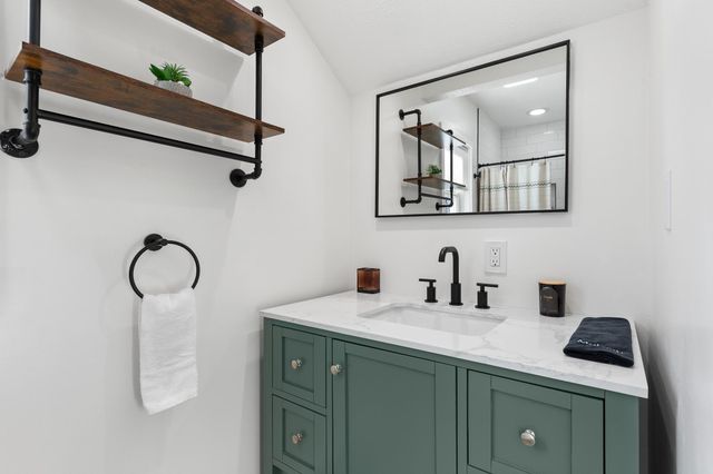 1990 East Mountain Road, Killington, VT 05751