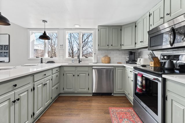 1990 East Mountain Road, Killington, VT 05751