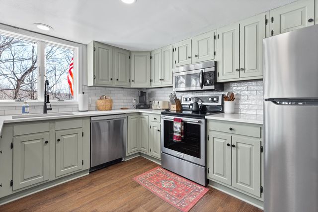 1990 East Mountain Road, Killington, VT 05751