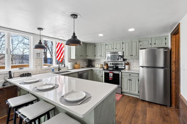 1990 East Mountain Road, Killington, VT 05751