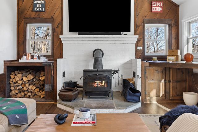 1990 East Mountain Road, Killington, VT 05751