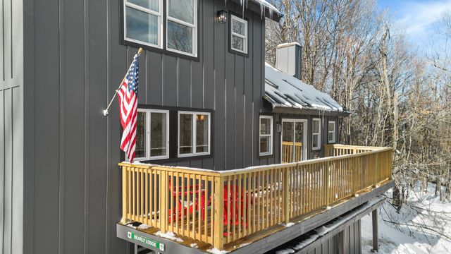 1990 East Mountain Road, Killington, VT 05751