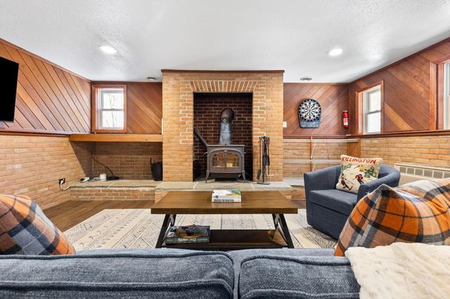 1990 East Mountain Road, Killington, VT 05751