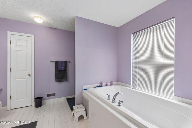 88 Austin Street 330, Tinton Falls, NJ 07712