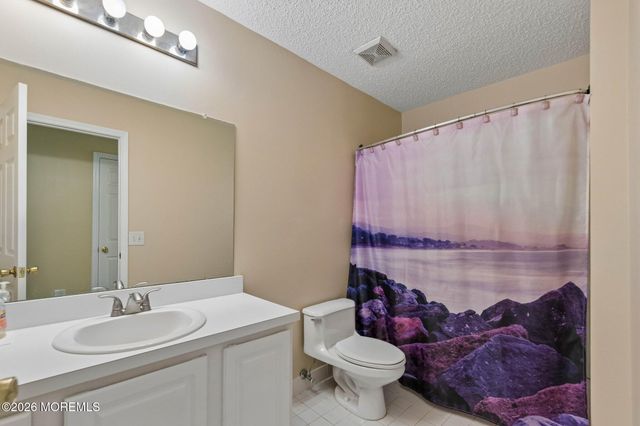 88 Austin Street 330, Tinton Falls, NJ 07712