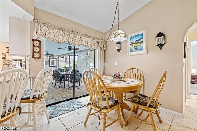 3906 SE 10th PL, Cape Coral, FL 33904