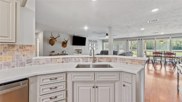 245 Alabama Point, Livingston, TX 77351