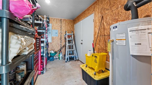 245 Alabama Point, Livingston, TX 77351