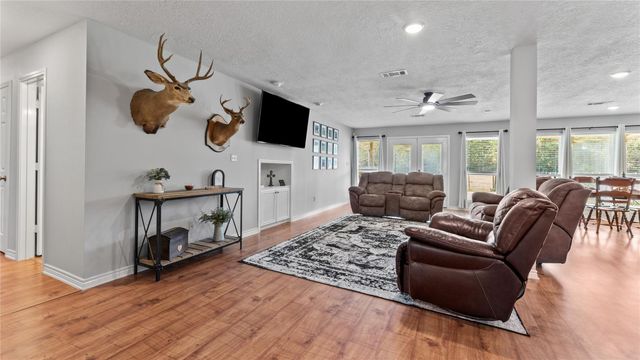 245 Alabama Point, Livingston, TX 77351