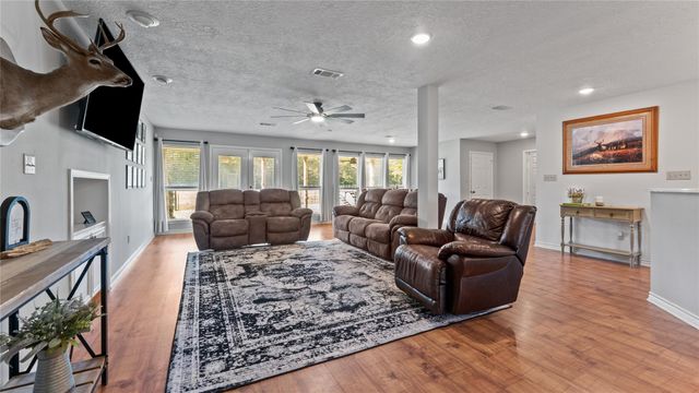 245 Alabama Point, Livingston, TX 77351