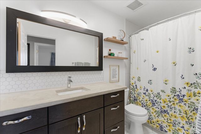 6325 S DRY WIND DR, Taylorsville, UT 84129