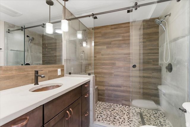 6325 S DRY WIND DR, Taylorsville, UT 84129