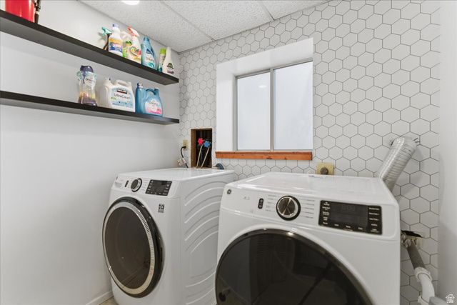 6325 S DRY WIND DR, Taylorsville, UT 84129