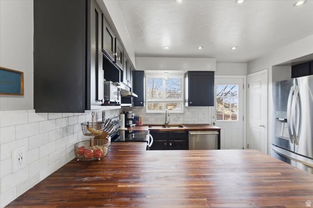 6325 S DRY WIND DR, Taylorsville, UT 84129