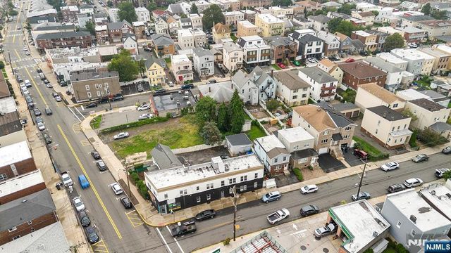 251 Palisade Avenue, Cliffside Park, NJ 07010