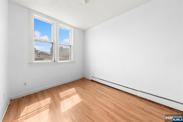 251 Palisade Avenue, Cliffside Park, NJ 07010