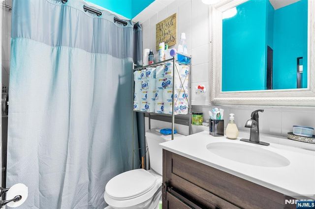 251 Palisade Avenue, Cliffside Park, NJ 07010