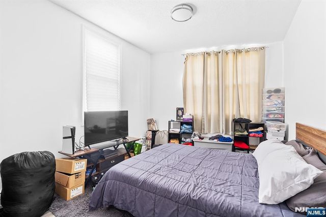 251 Palisade Avenue, Cliffside Park, NJ 07010
