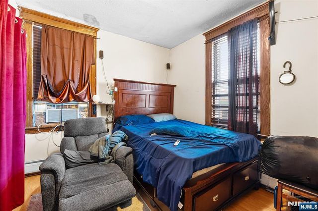 251 Palisade Avenue, Cliffside Park, NJ 07010