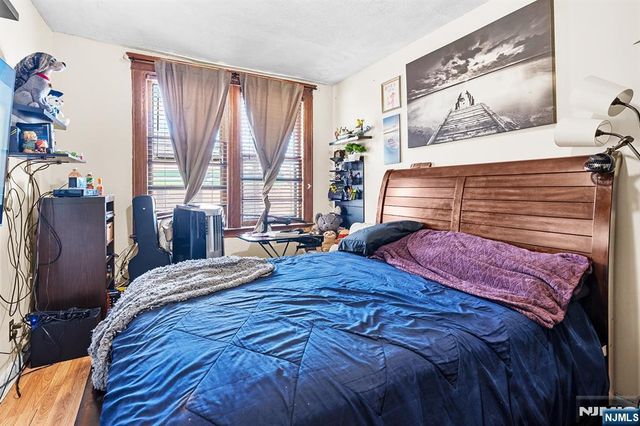 251 Palisade Avenue, Cliffside Park, NJ 07010