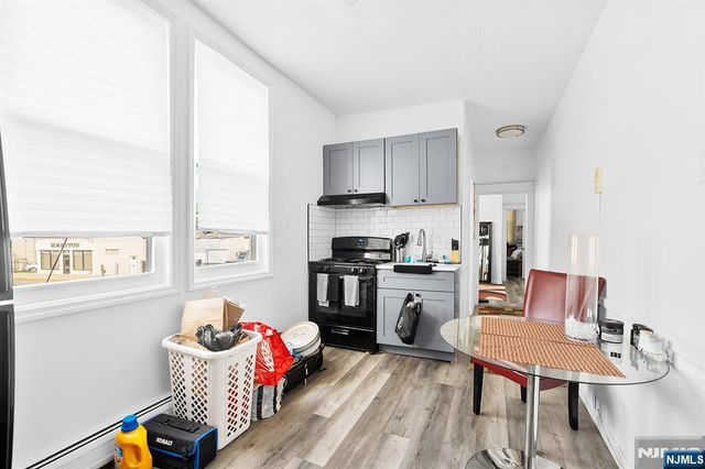 251 Palisade Avenue, Cliffside Park, NJ 07010