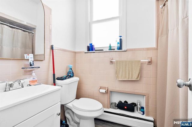 251 Palisade Avenue, Cliffside Park, NJ 07010