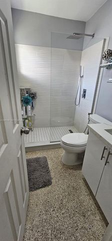 9721 SW 37th Ter 9723, Miami, FL 33165