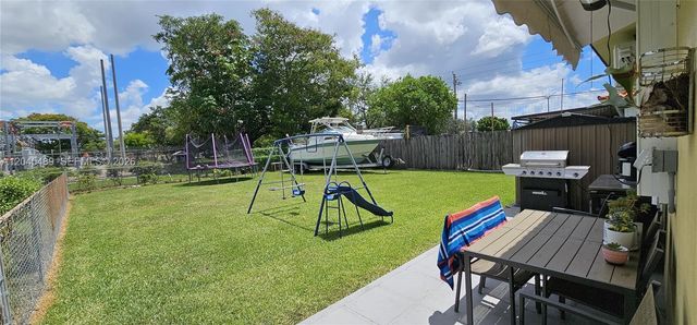 9721 SW 37th Ter 9723, Miami, FL 33165