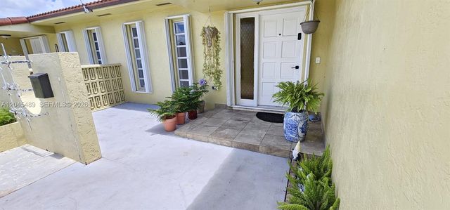 9721 SW 37th Ter 9723, Miami, FL 33165