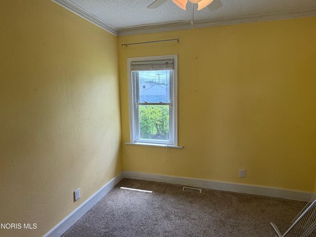 1054 Scott Street, Maumee, OH 43537