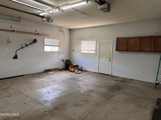 1054 Scott Street, Maumee, OH 43537