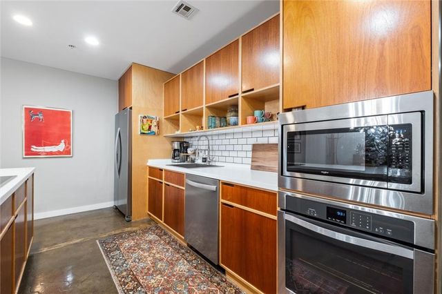 21 W 10th Street 7D, Kansas City, MO 64105