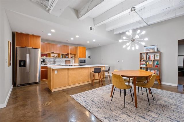 21 W 10th Street 7D, Kansas City, MO 64105