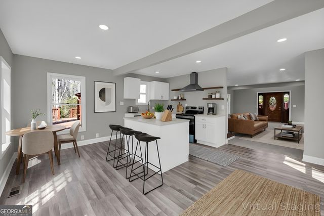 127 Mountainside Drive E, Dawsonville, GA 30534