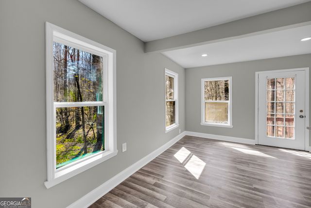 127 Mountainside Drive E, Dawsonville, GA 30534